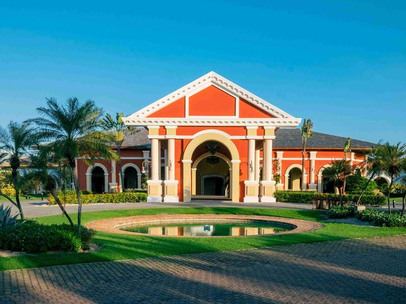 Iberostar Waves Bahia