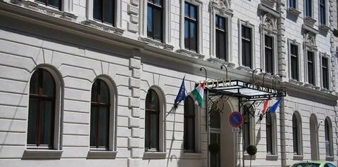 obiekt, budynek główny