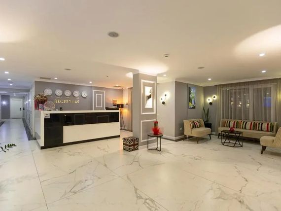Britania 4*