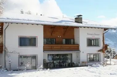 teren hotelu, obiekt