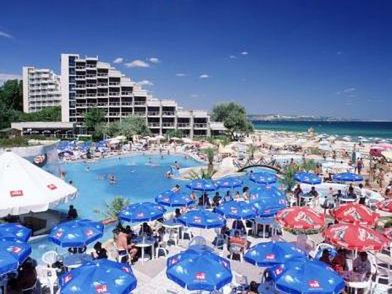 Albena Beach Club