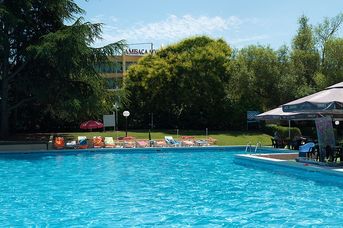 Ambassador (Golden Sands)