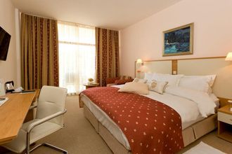 Apollo ex Doubletree By Hilton