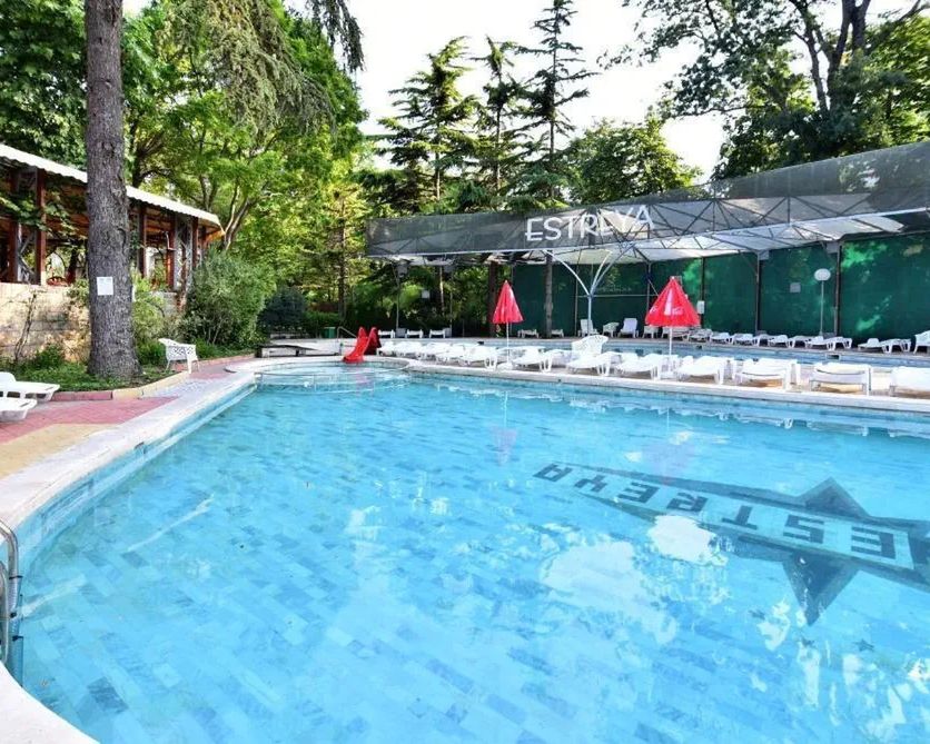 Estreya Residence