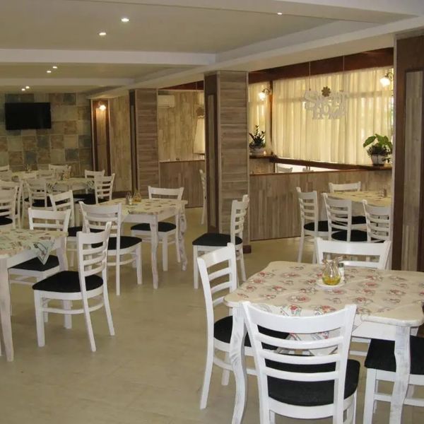 Estreya Residence