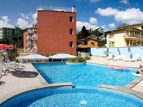 Flamingo 3*