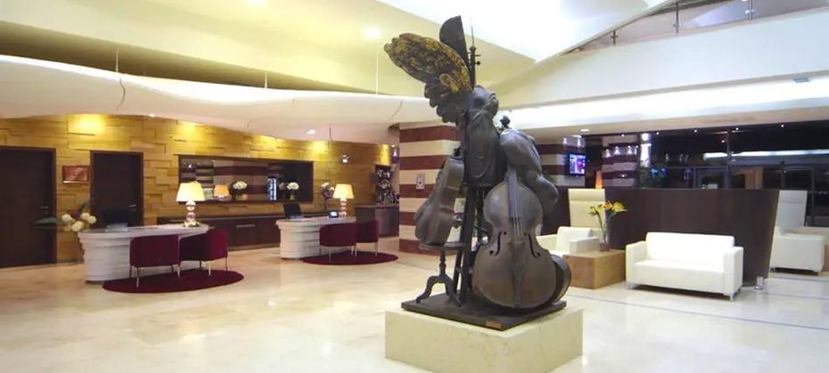 Flamingo Grand Hotel & Spa