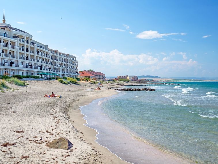 Gardenia Palace Beach