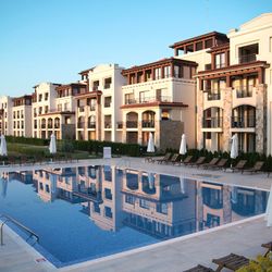 Green Life Beach Resort