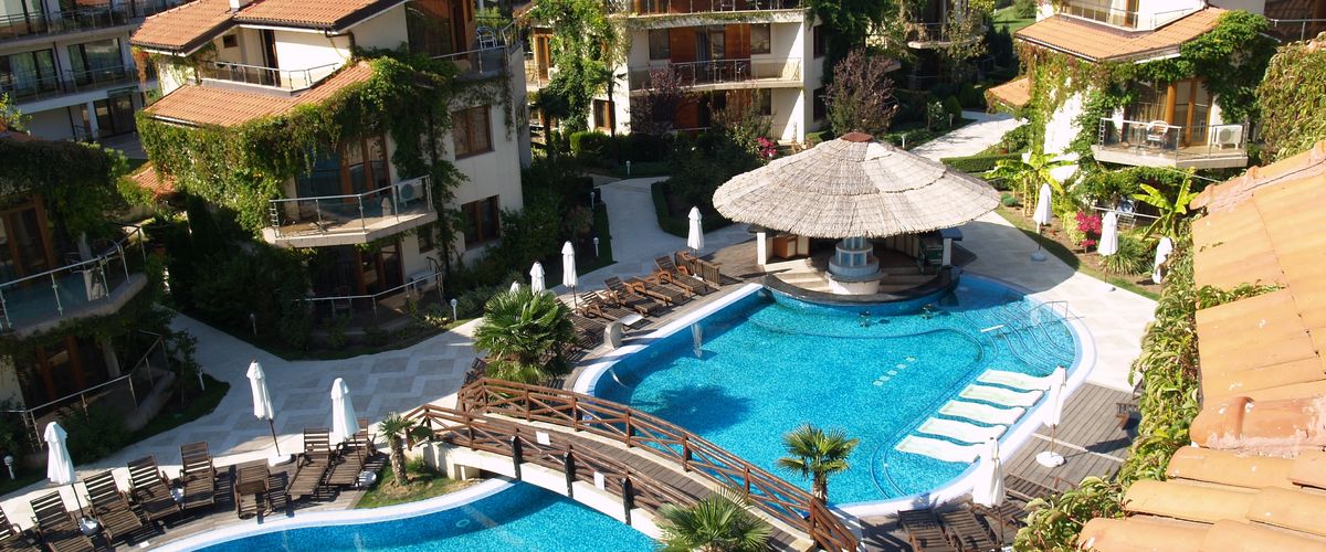 teren hotelu, basen