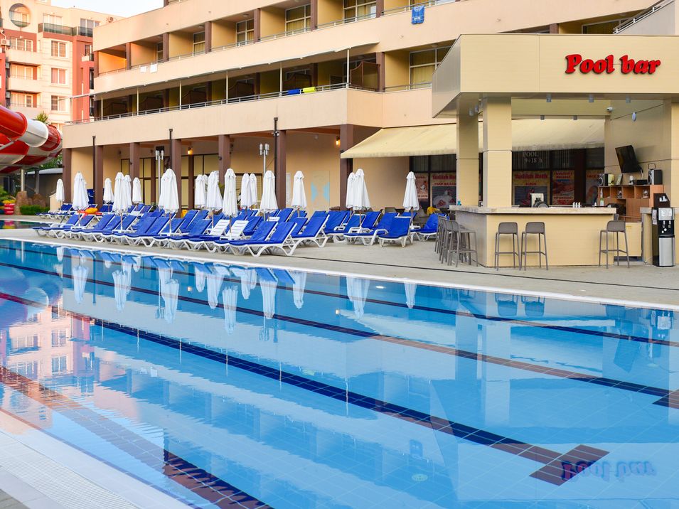 basen, pool bar