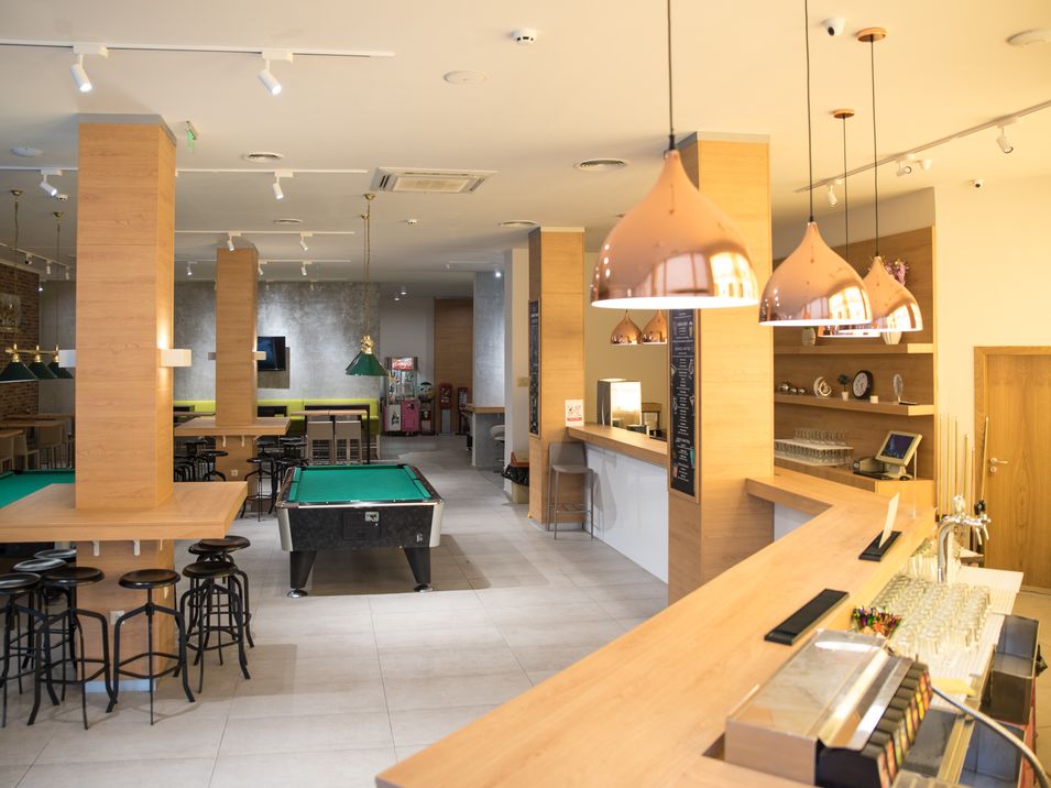 lobby bar
