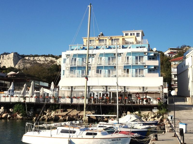 Lotos (Balchik)
