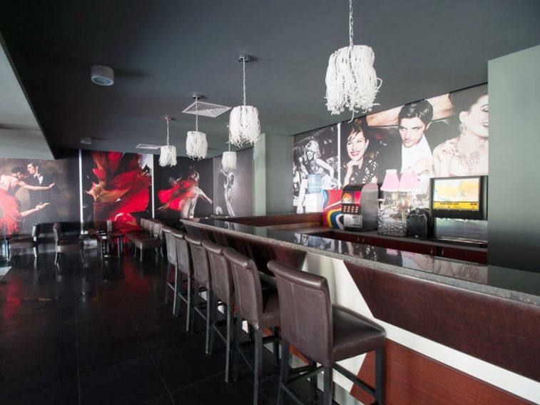 drink bar