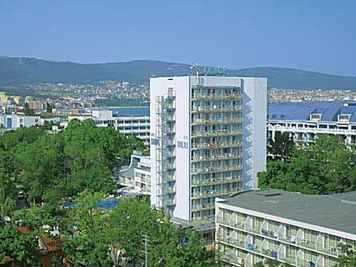 Metropol 3*