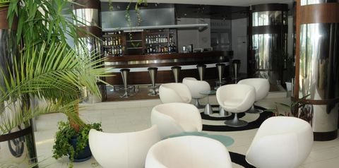 teren hotelu, drink bar
