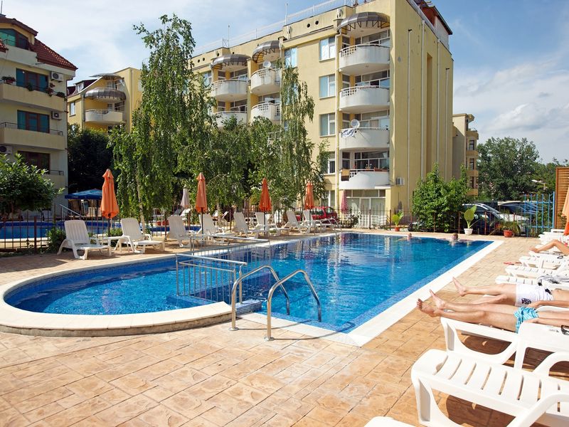 Paloma 3*