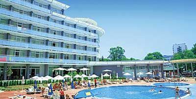 basen, teren hotelu