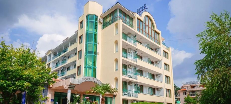 Perla Plaza