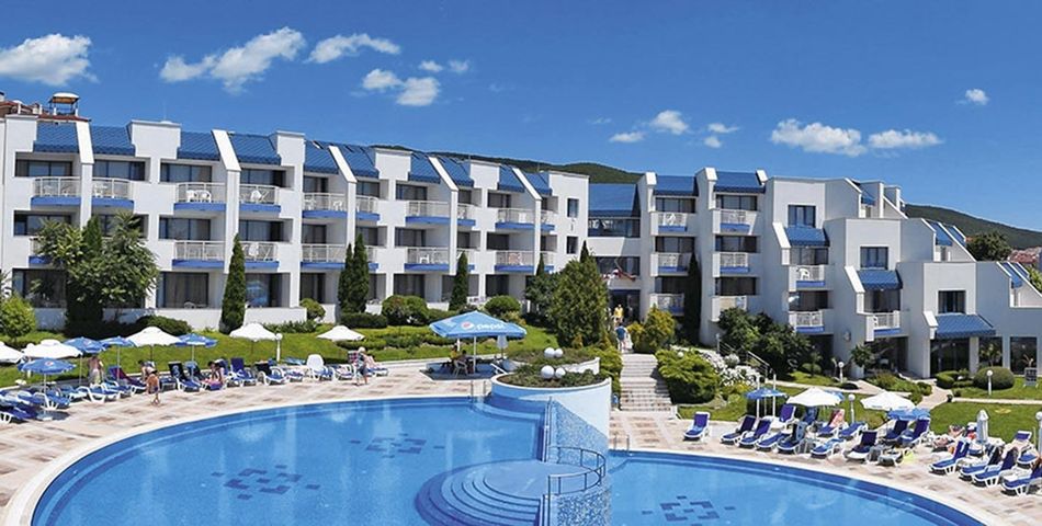 obiekt, teren hotelu, basen
