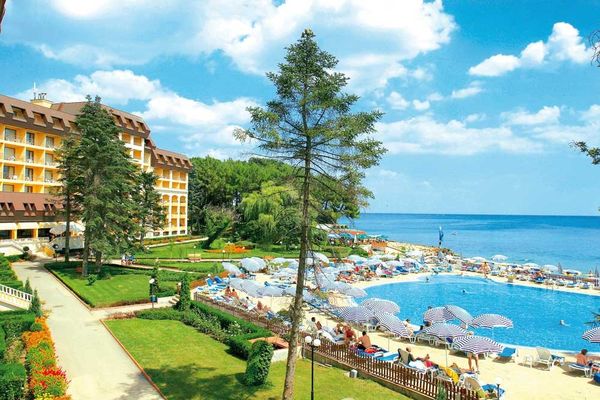 HVD Riviera Beach (Golden Sands)