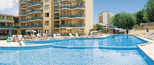 Royal (Golden Sands)