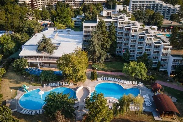 Sandy Beach ex Orlov