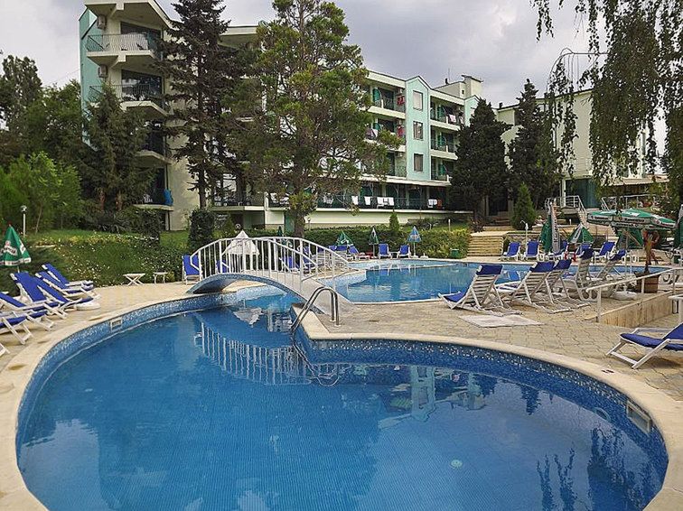 teren hotelu, basen