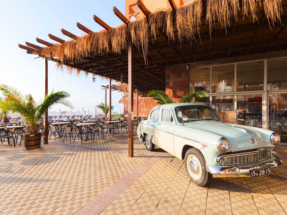 beach bar