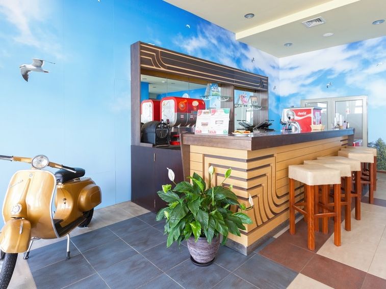 drink bar