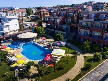 teren hotelu, basen