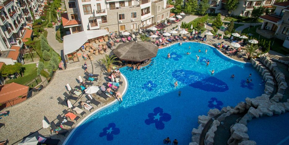 teren hotelu, basen