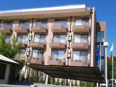 Vega (Kranevo) 3*