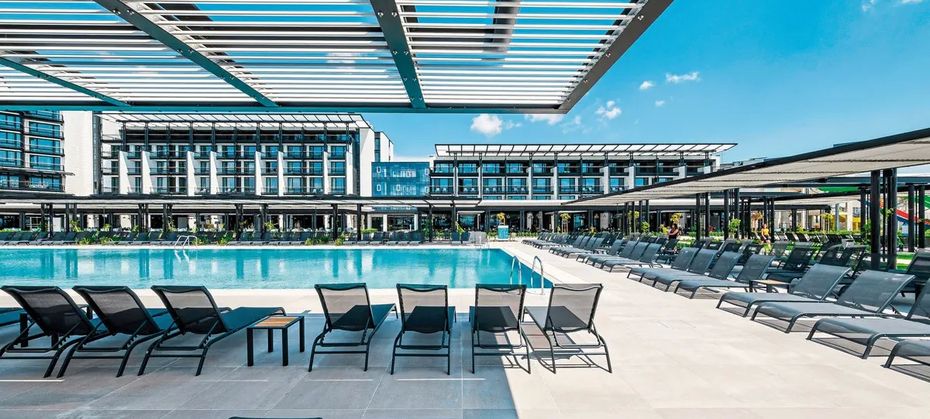 Voya Beach Resort