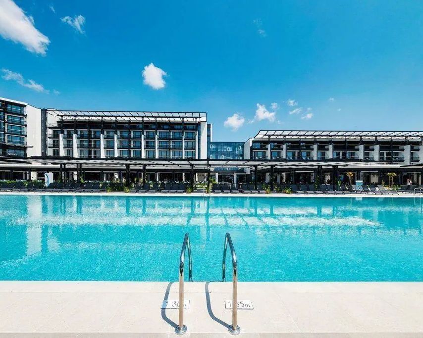 Voya Beach Resort