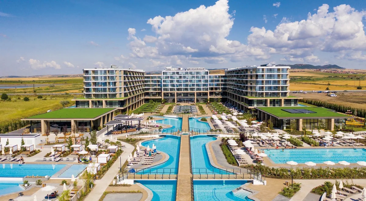 Wave Resort