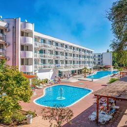 Zefir Beach