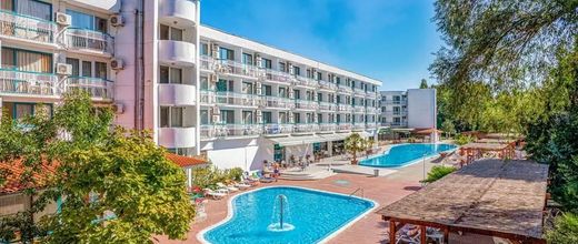 Zefir Beach