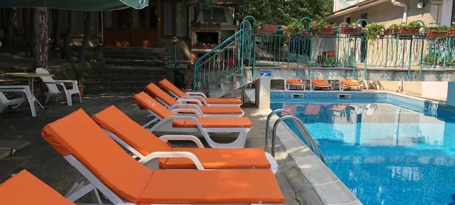 Zora (Sunny Beach)