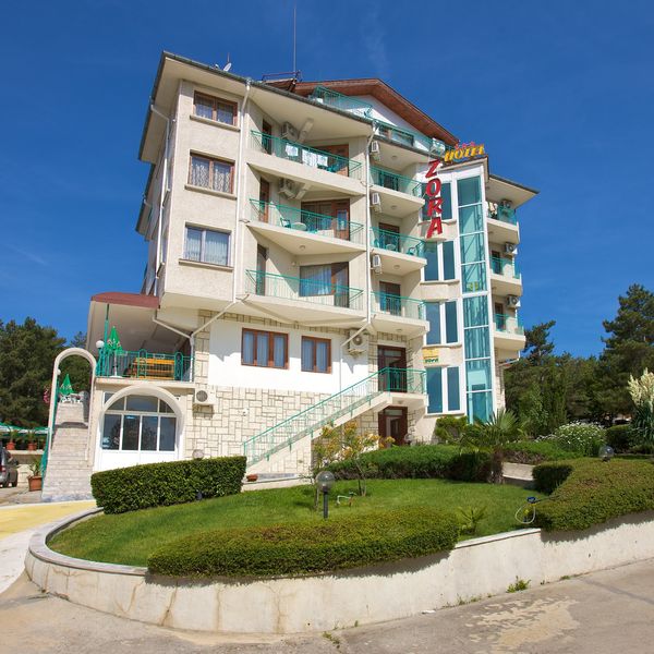 Zora (Sunny Beach)