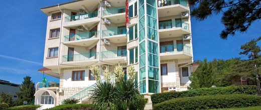 Zora (Sunny Beach)
