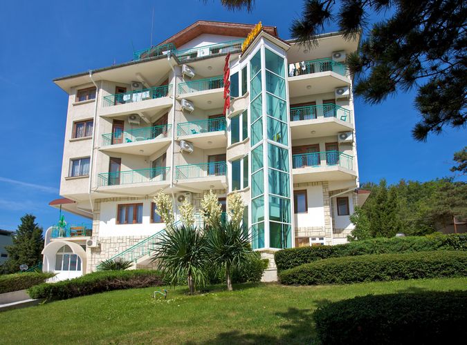 Zora (Sunny Beach)