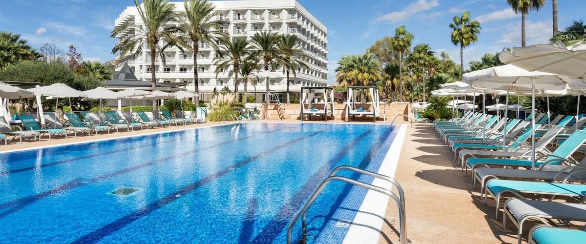 obiekt, teren hotelu, basen