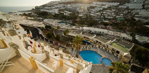 basen, balkon / taras, teren hotelu