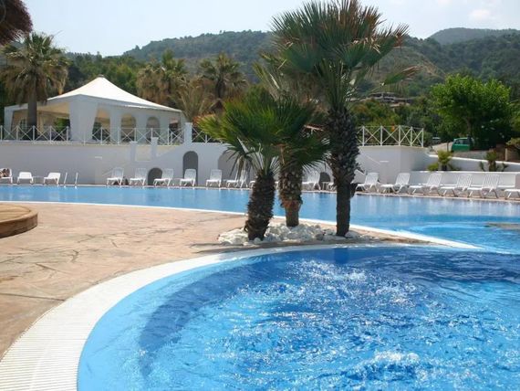 teren hotelu, basen