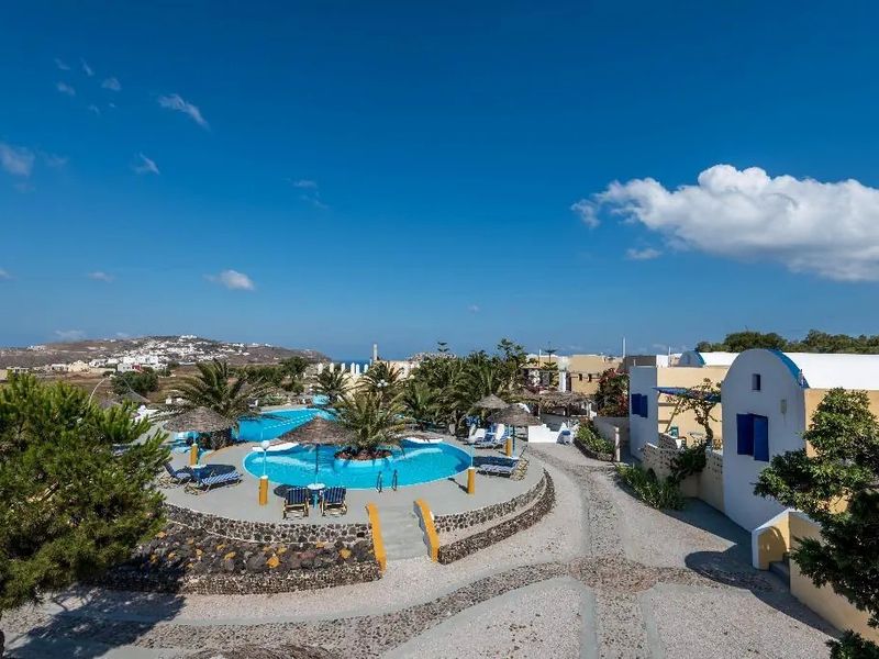 Caldera View Resort