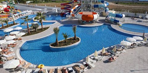 basen, aquapark, zjeżdżalnia