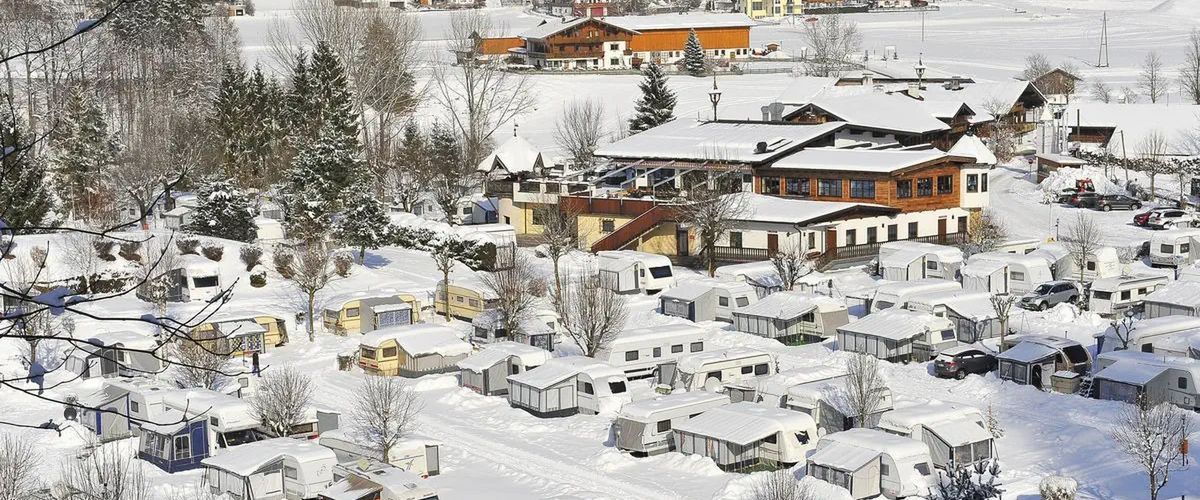 obiekt, teren hotelu