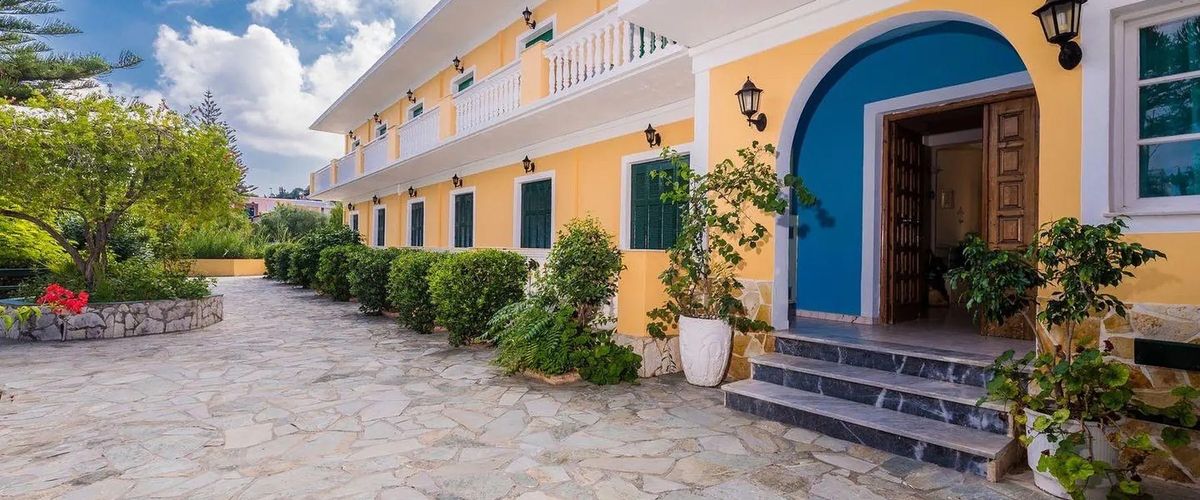 obiekt, teren hotelu