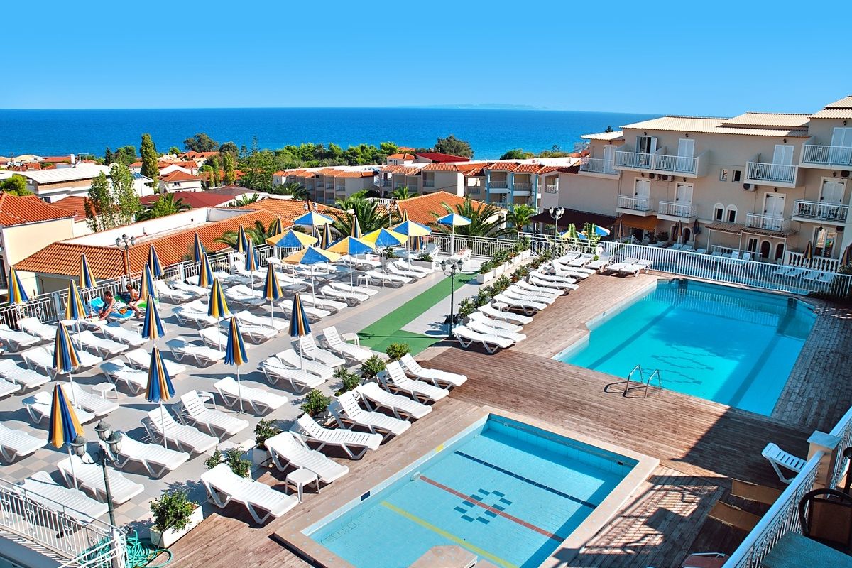 teren hotelu, basen